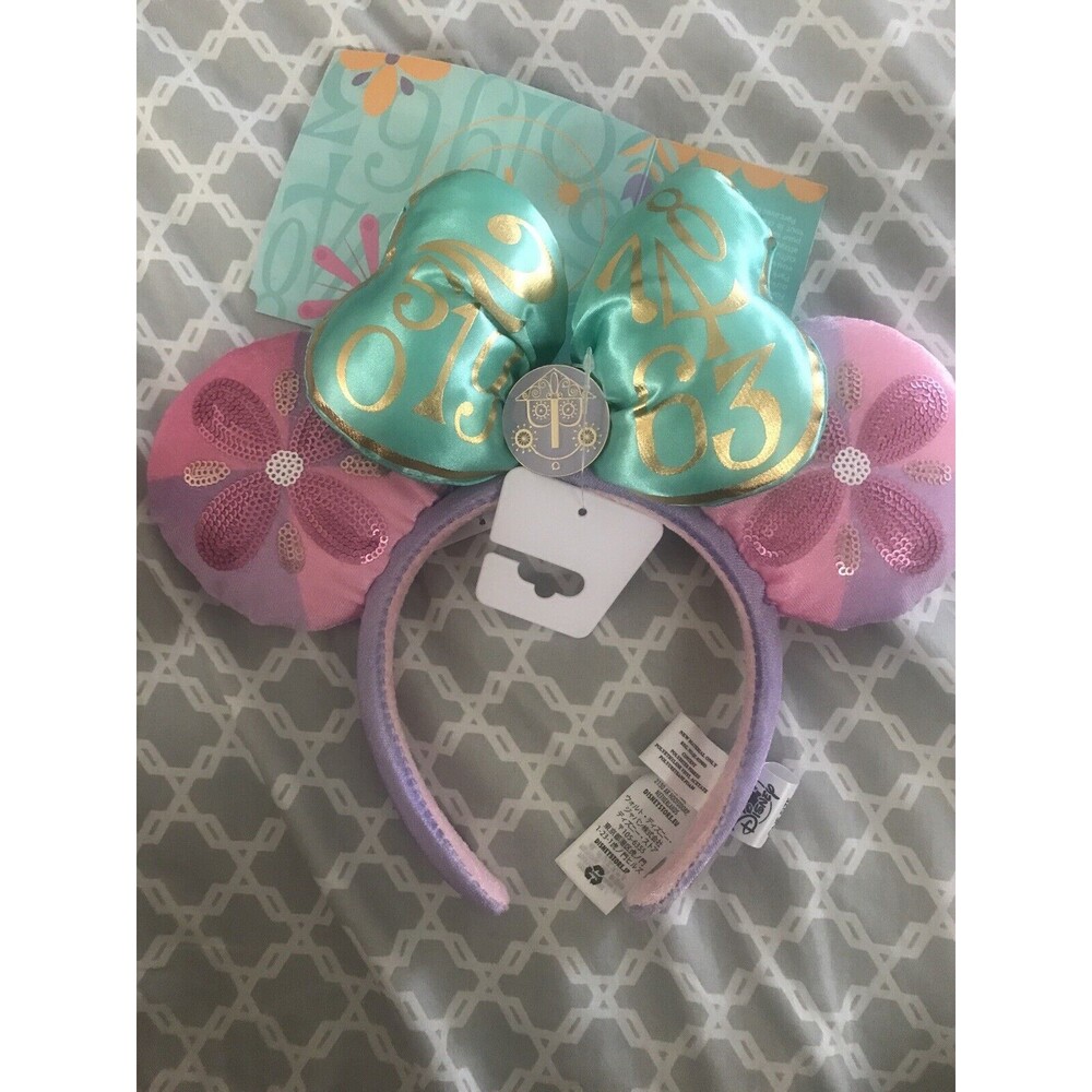 Minnie Mouse The Main Attraction Its a Small World April Headband Ears IN HAND